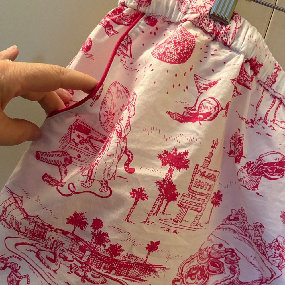 Printfresh with Sean Taylor Pink and White Girls Trip Toile Patterned Shorts 3X - Picture 4 of 7